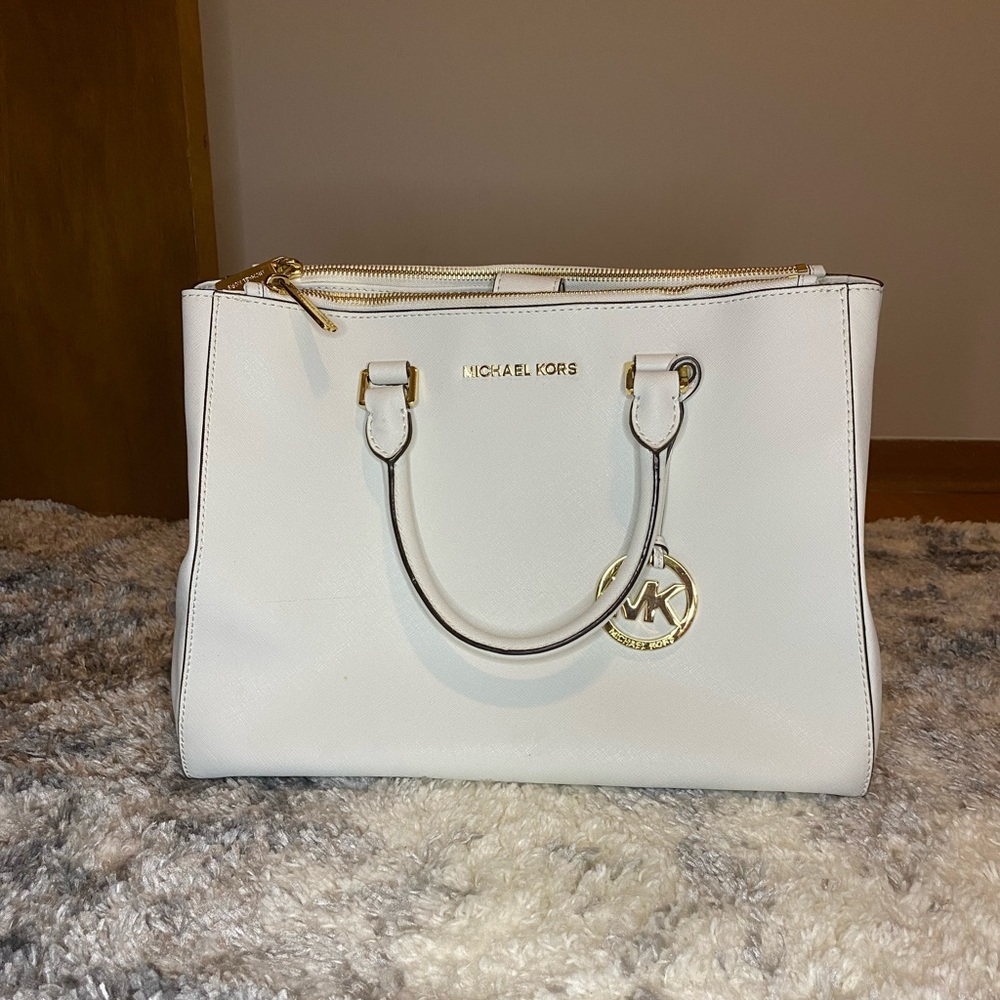 White purse
